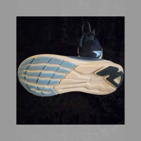 Altra Experience Flow - Picture 9 of 10